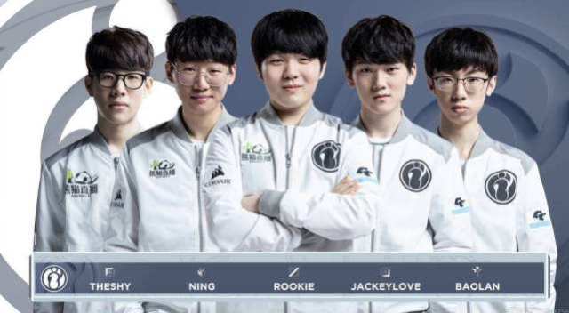 他与霍夫兰 他与霍夫兰