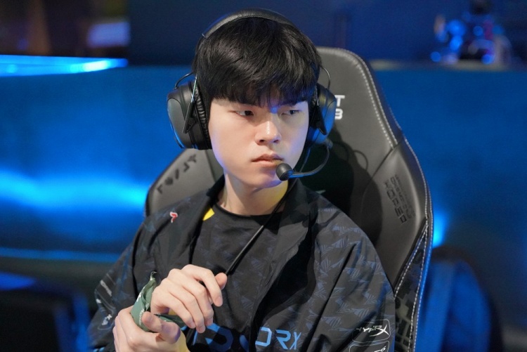 刚刚起步 刚刚起步